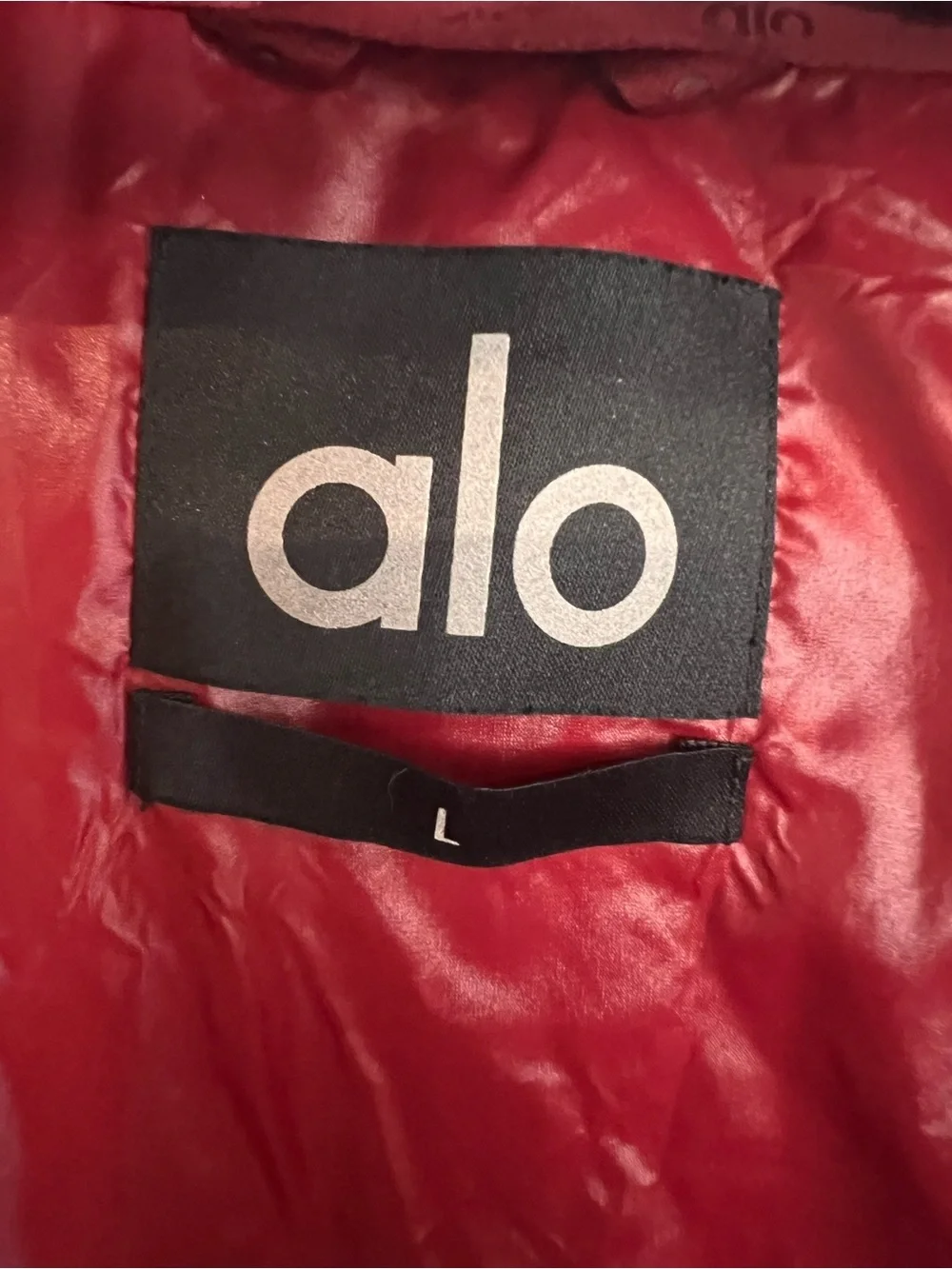 Alo Yoga Stunner Glossy Oversized Hooded Puffer Jacket Cranberry Size  Large.